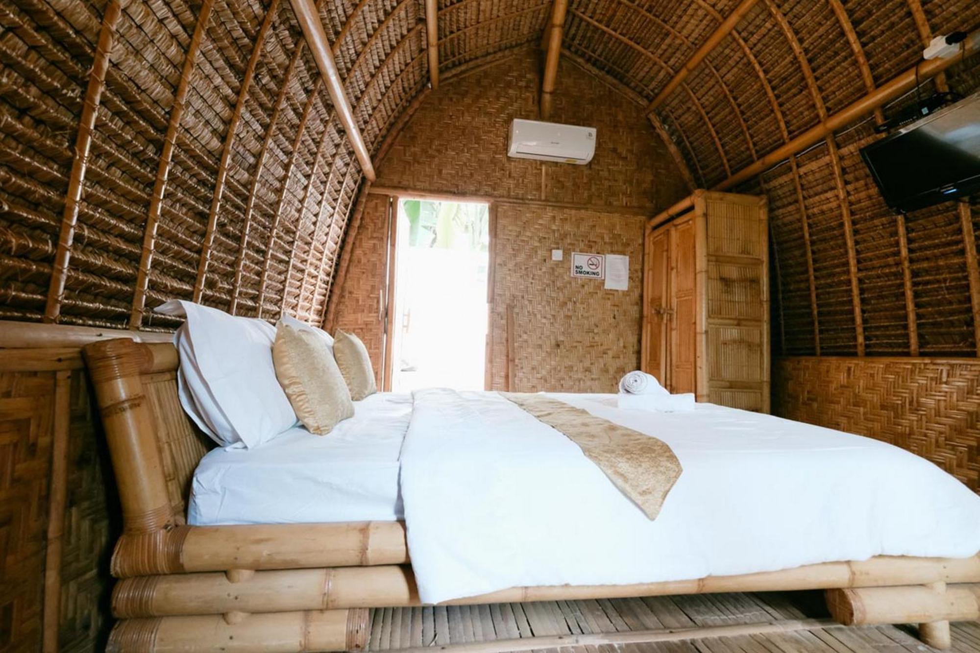 Cici Bungalow Senggigi Mangsit Eksteriør billede