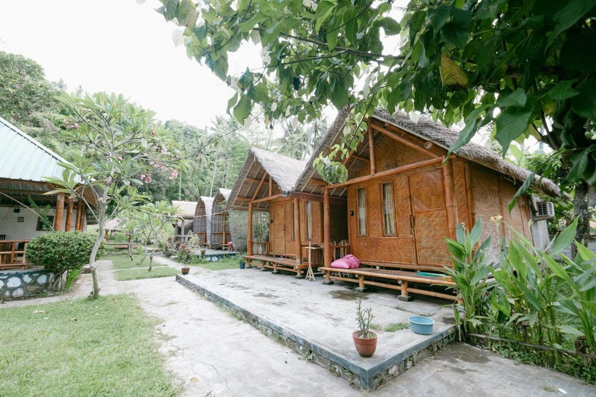 Cici Bungalow Senggigi Mangsit Eksteriør billede