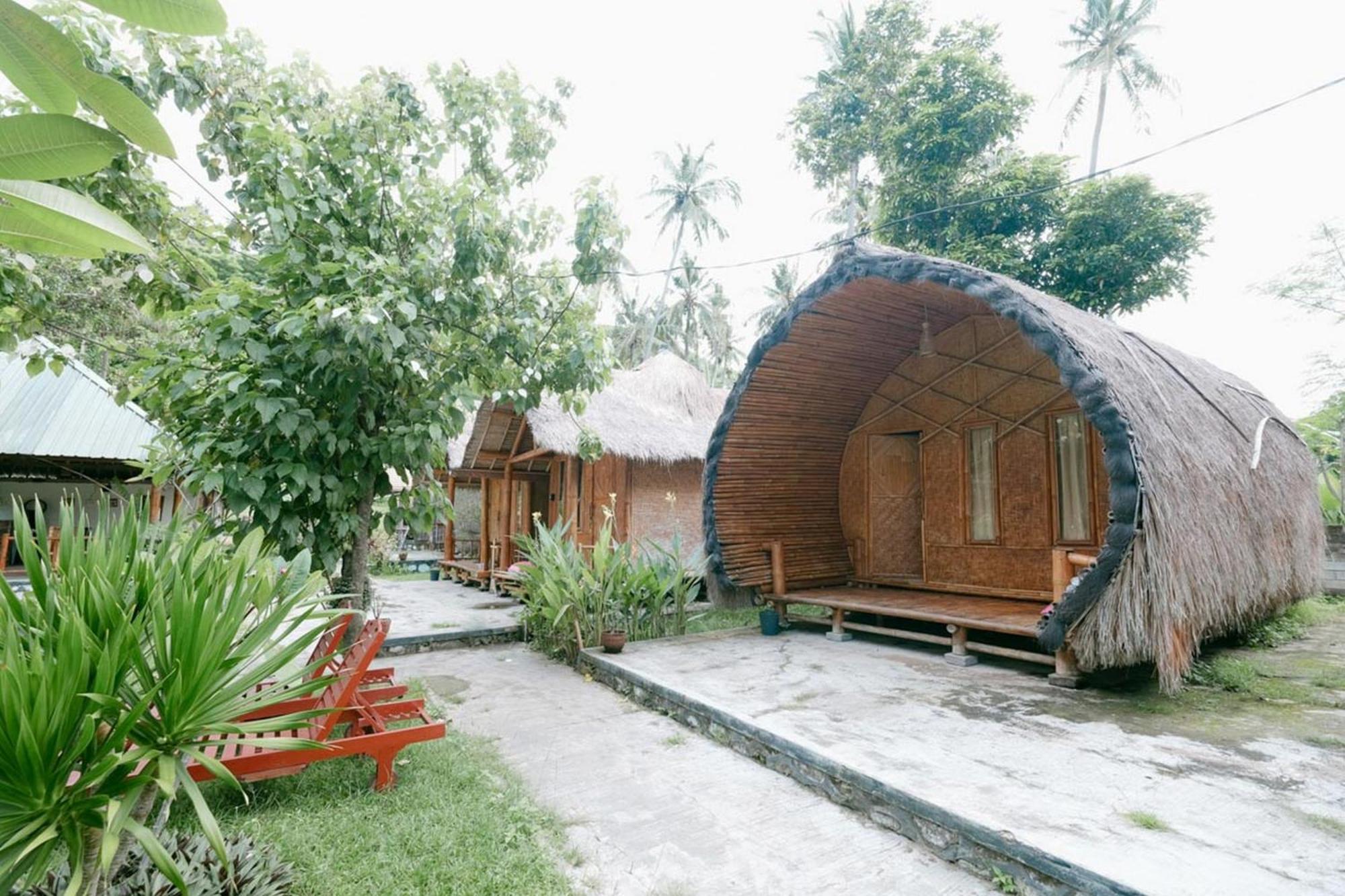 Cici Bungalow Senggigi Mangsit Eksteriør billede