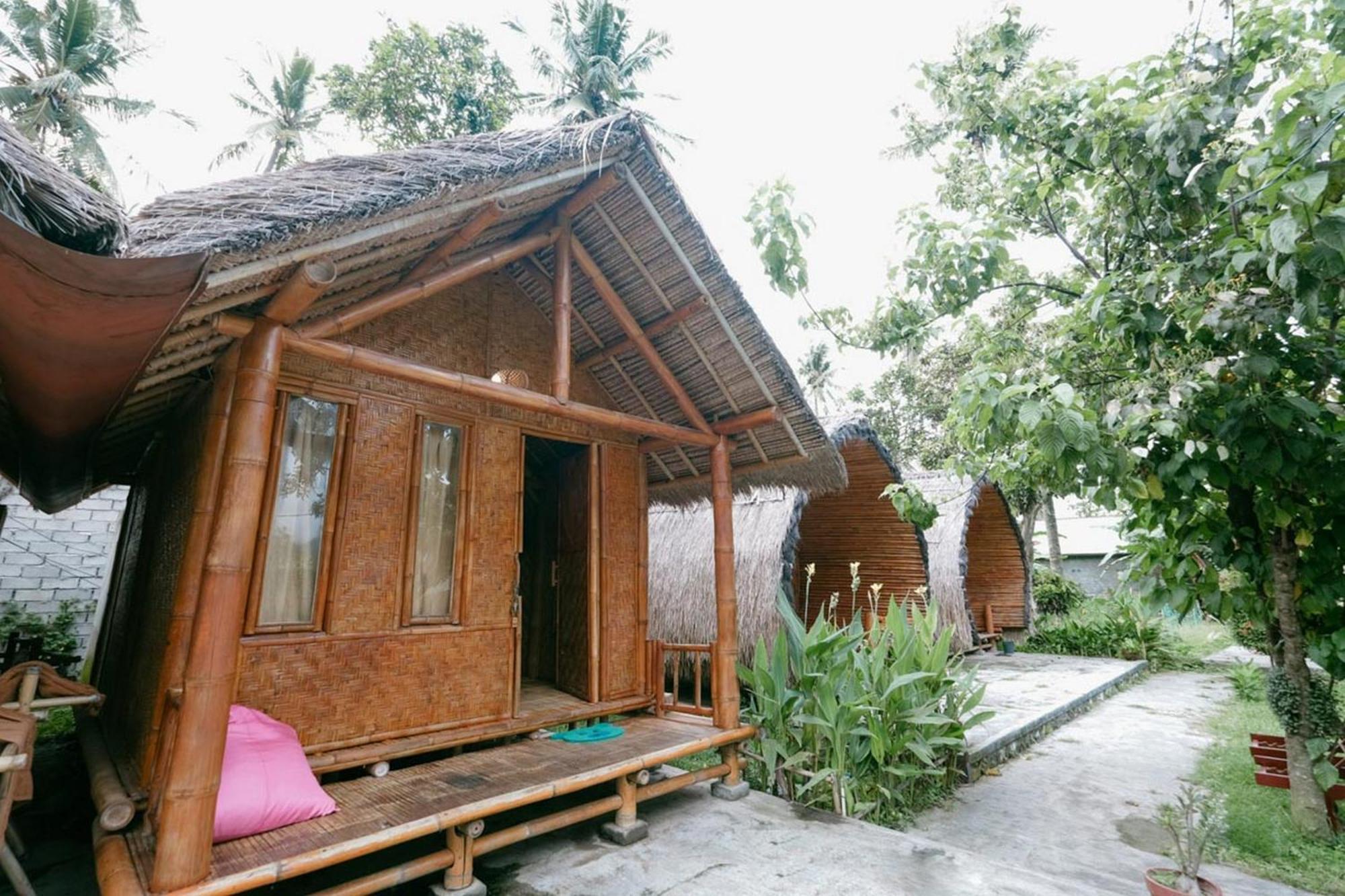 Cici Bungalow Senggigi Mangsit Eksteriør billede