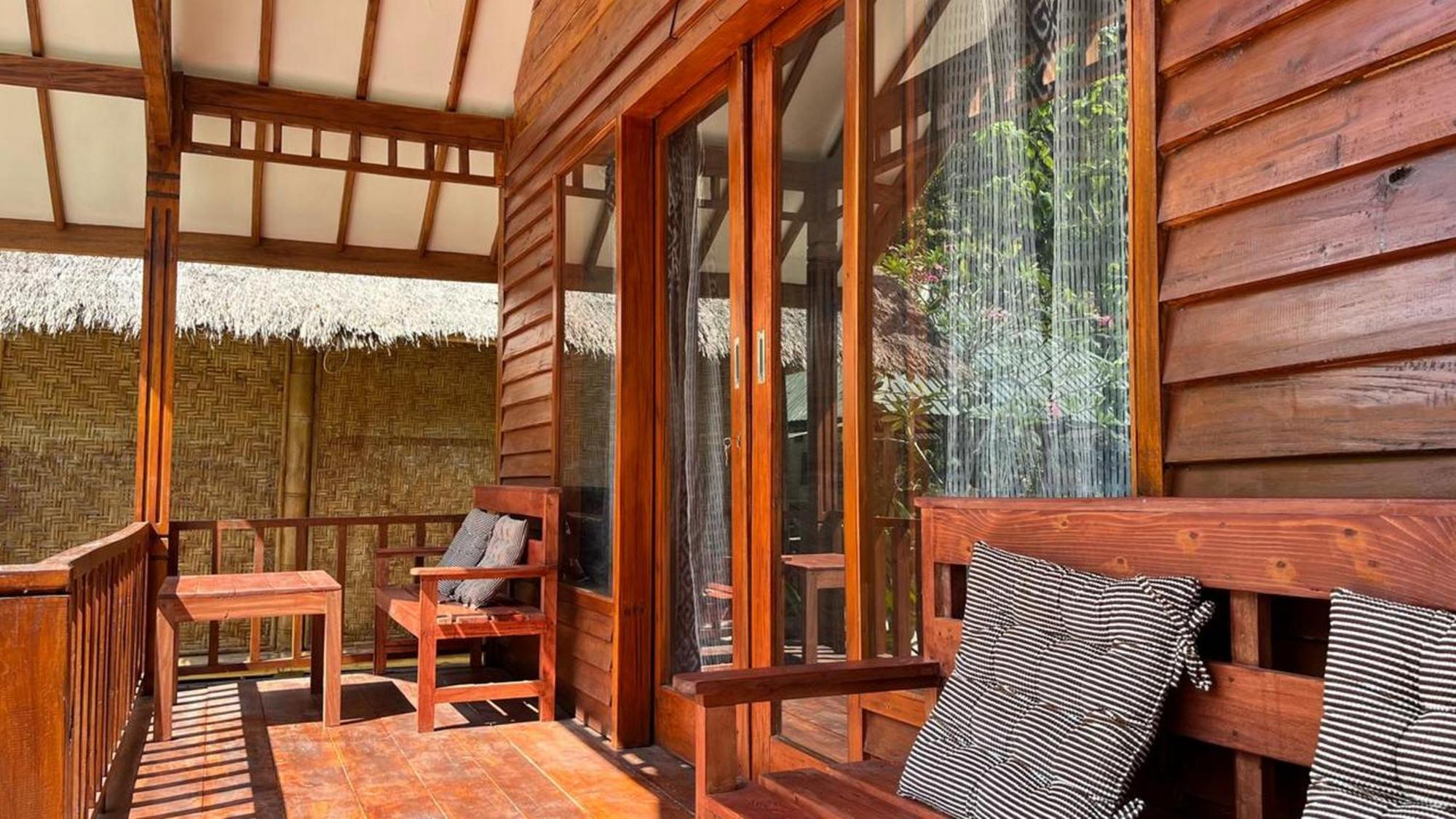 Cici Bungalow Senggigi Mangsit Eksteriør billede
