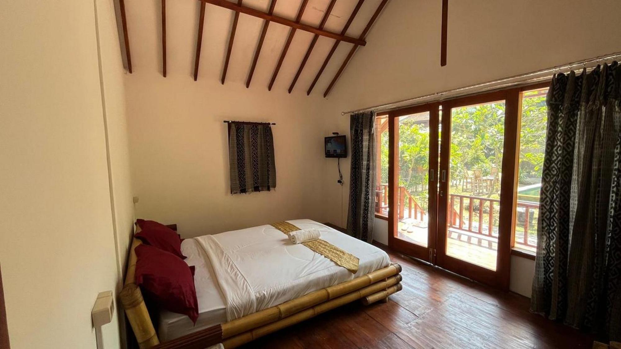 Cici Bungalow Senggigi Mangsit Eksteriør billede